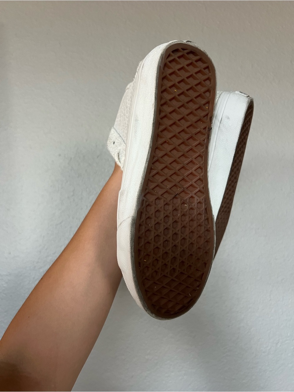 Vans Sk8 Hi Tapered Vr3 Shoes - white (gray multi)
6M US - 7.5W US - Picture 11 of 11